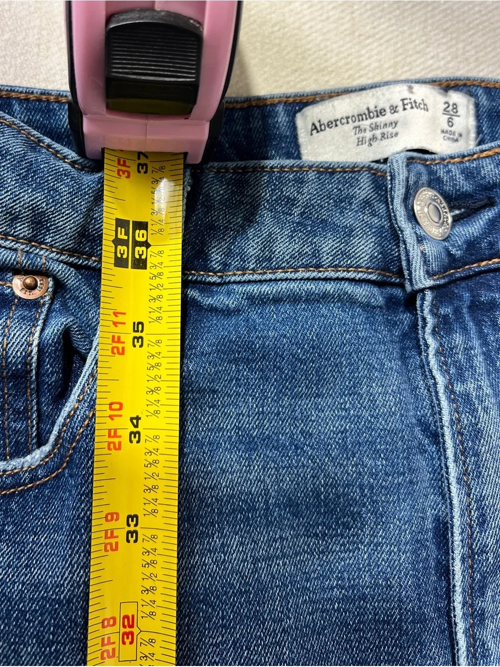 A&F The Skinny High Rise Jeans Size 28/6 Distressed Raw Hem Ankle